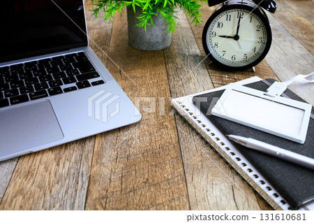 Start time Business image Desk work 3:2 Start time Business image Desk work 3:2 131610681