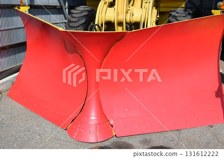 在雪國等待的掃雪機 在雪國等待的掃雪機 131612222