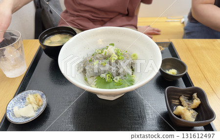 新鮮的生 shirasudon 131612497
