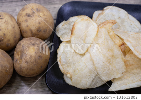 洋芋片馬鈴薯 131612802