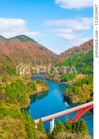 Shogawa Gorge (Autumn) 131618467