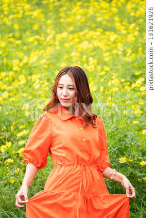 花田裡的女人 花田裡的女人 131621928