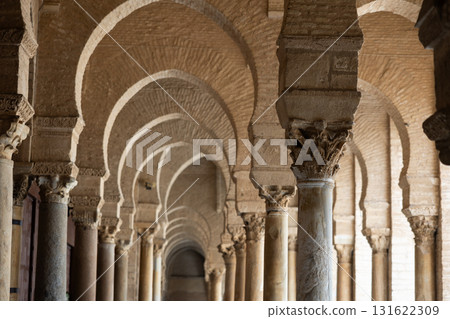 Corinthian columns in arched gallery of Great Mosque of Kairouan 131622309