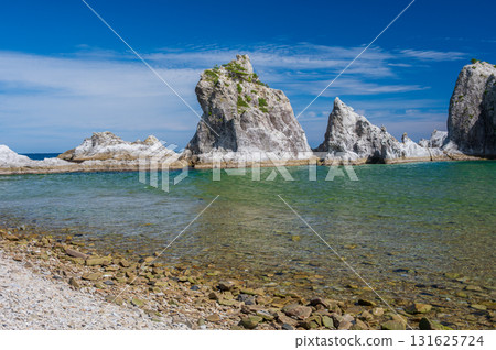 Scenery of Jodogahama Beach, Mount Tsurugi, and the magnificent scenery of Sanriku Scenery of Jodogahama Beach, Mount Tsurugi, and the magnificent scenery of Sanriku 131625724