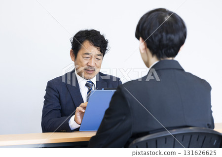 採訪的商人 131626625