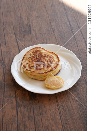 Pancakes on a white plate Pancakes on a white plate 131629963