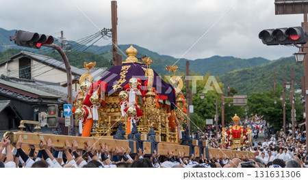 佐賀祭觀光祭、野宮神社和愛宕神社的神轎在佐賀嵐山遊行。京都 131631306