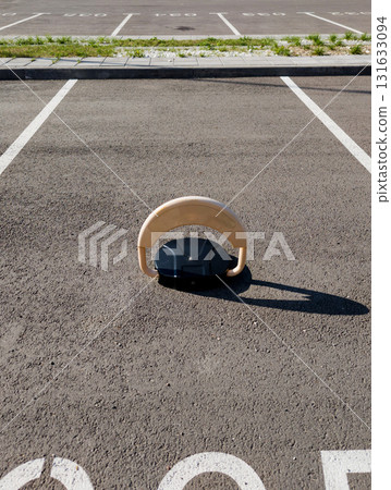 Security barrier in street 131633094