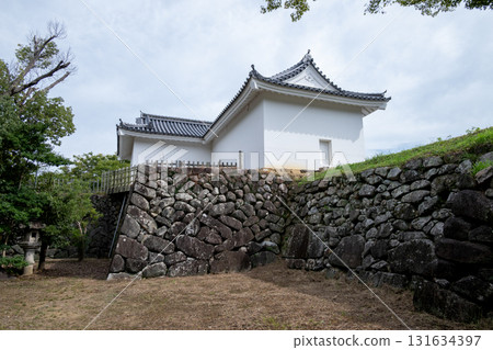 伊勢龜山城 - 殘存的本丸多門塔 伊勢龜山城 - 殘存的本丸多門塔 131634397