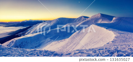 the mountains range 131635027