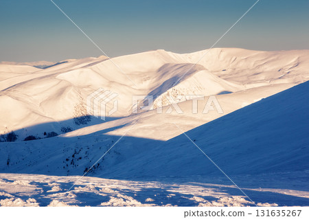 the mountains range 131635267