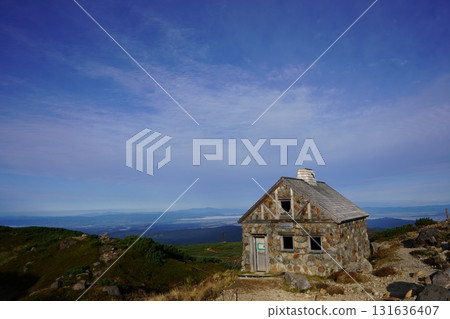 Blue sky and Asahidake stone chamber Blue sky and Asahidake stone chamber 131636407