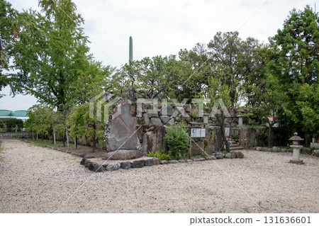 桑名城：城主城牆遺址上殘留的天守閣石牆 131636601