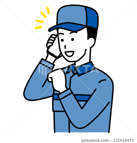 一名身穿工作服的男子一邊高興一邊用智慧型手機通話 131638473