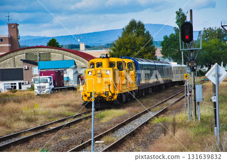 Local Station on Sunday 131639832