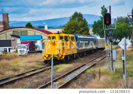 Local Station on Sunday Local Station on Sunday 131639833