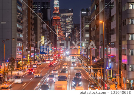 Tokyo: City night view overlooking Tokyo Tower Tokyo: City night view overlooking Tokyo Tower 131640658