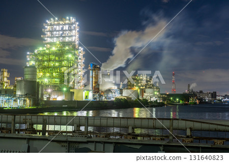 [Kanagawa Prefecture] Factory night view, Kawasaki Ogimachi 131640823