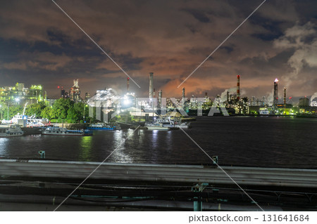 [Kanagawa Prefecture] Factory night view/Kawasaki Chidori Canal 131641684