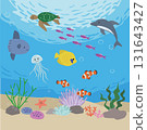 魚、海龜和海豚在海洋中游泳的插圖 魚、海龜和海豚在海洋中游泳的插圖 131643427