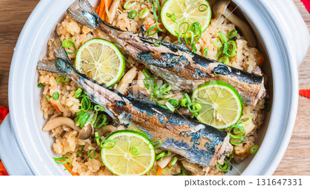 Rice cooked pike 131647331