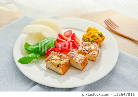 Japanese-style fried tofu with mayonnaise and cheese Japanese-style fried tofu with mayonnaise and cheese 131647811