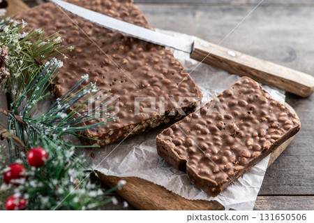 Chocolate nougat bar with puffed rice 131650506