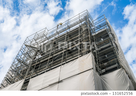 藍天和鋼架結構 131652556