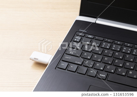 Laptop and USB flash drive Laptop and USB flash drive 131653596
