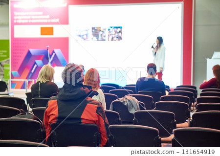 People in training lecture 131654919