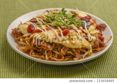 蓬鬆的蛋蛋捲 131658895