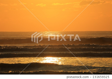 Sunrise scenery from Kujukuri beach Sunrise scenery from Kujukuri beach 131659325