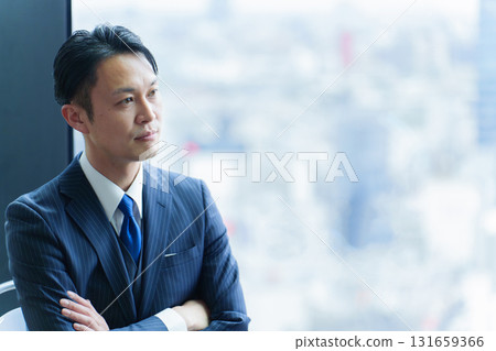 40多歲中年上班族肖像 131659366