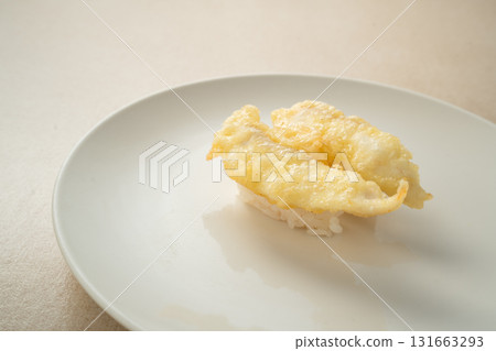 Sea bream tempura sushi 131663293