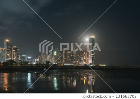 Moonrise in Panama City Moonrise in Panama City 131663702