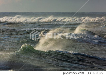 Rising sea of the Japan Sea 131668172