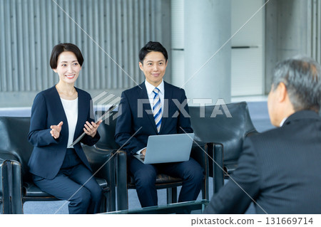 商務人士 商務人士 131669714
