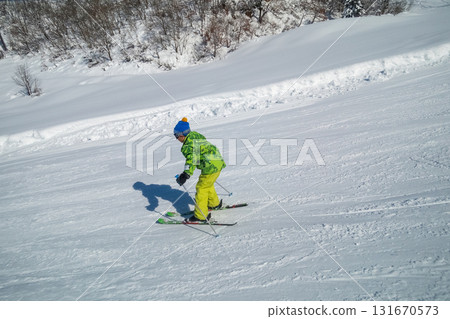 skiing, younger, baby boy 131670573