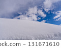 雪和天空 131671610