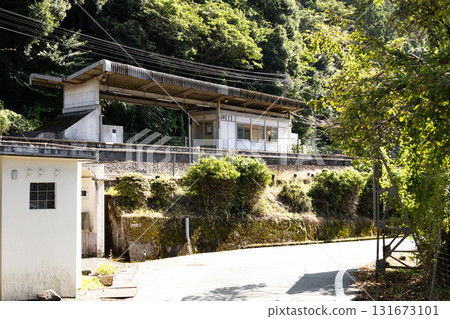 A view of Hase Station on the Bantan Line in Kamikawa Town, Hyogo Prefecture 131673101