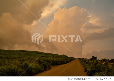 The idyllic scenery of Kusasenri in Aso 131673526