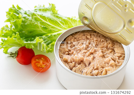 鮪魚 鮪魚罐頭和蔬菜 131674292