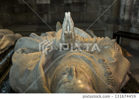 Recumbent statue of king Henri 2 in basilica of saint denis France Recumbent statue of king Henri 2 in basilica of saint denis France 131674459
