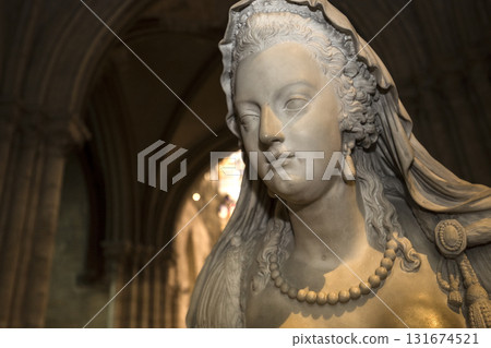 statue of queen Marie-antoinette in basilica of saint-denis,  France 131674521
