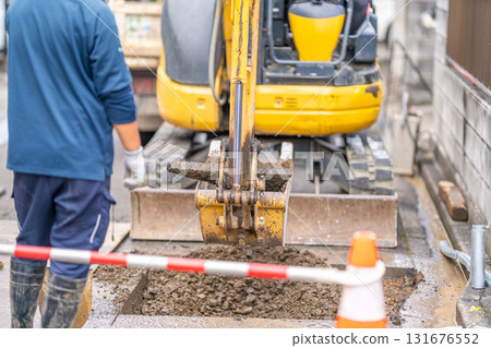 自來水廠、水管更換、道路、瀝青鋪設、挖掘、明挖施工方法 131676552