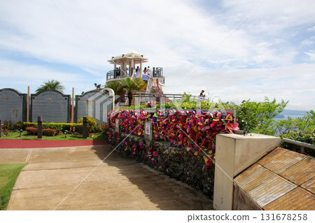 Guam Lover Cape 131678258