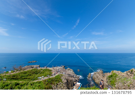 Tojinbo, one of the world's three most beautiful natural wonders 131678795