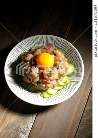 Spanish mackerel tartare 131679694