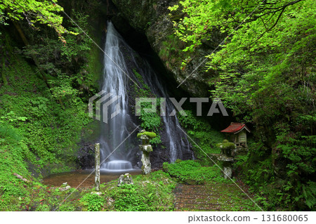 Fudoson Falls (Miyama-cho, Nantan City, Kyoto Prefecture) Fudoson Falls (Miyama-cho, Nantan City, Kyoto Prefecture) 131680065