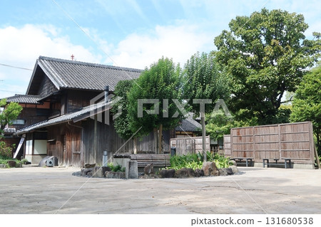 半田市中野半六館 131680538